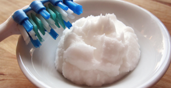The Famous House Toothpaste That Heals Gum Disease, Caries And Clears Teeth