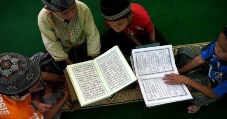 Islam Jadi Pelajaran Agama Paling Diminati di AS - bigcendol