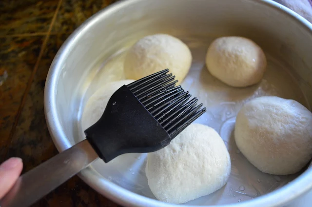 Homemade-Crusty-Hamburger-Buns-Rise-Buns-Sprinkle-Water.jpg