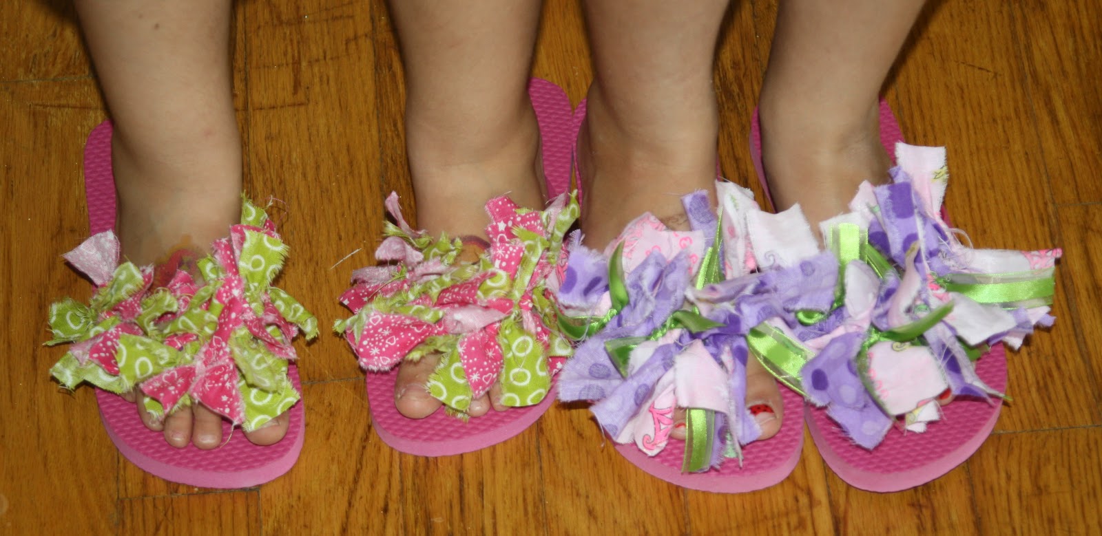 2 Princesses and a Queen: Frayed Fabric Covered Flip Flops