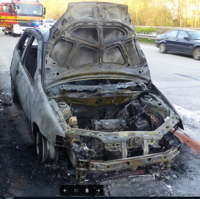 Auto brennt auf der Autobahn BREMERHAVEN NEWS