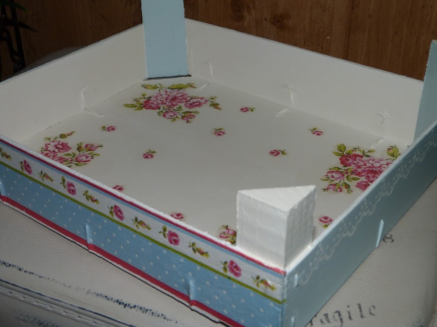 isabelvintage-vintage-caja-fruta-fresas-decorada