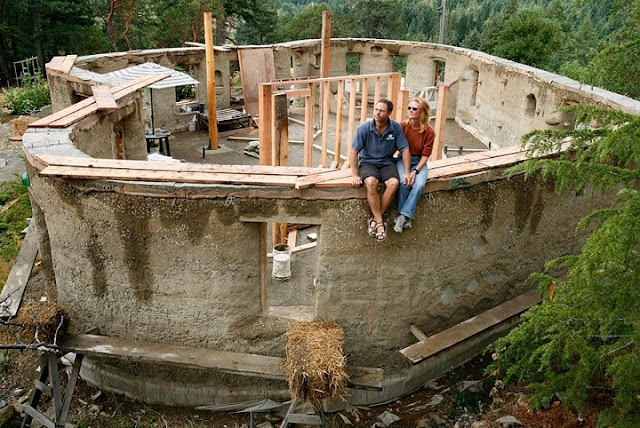 Step-by-Step Cob House Construction Step-by-Step Cob House Construction