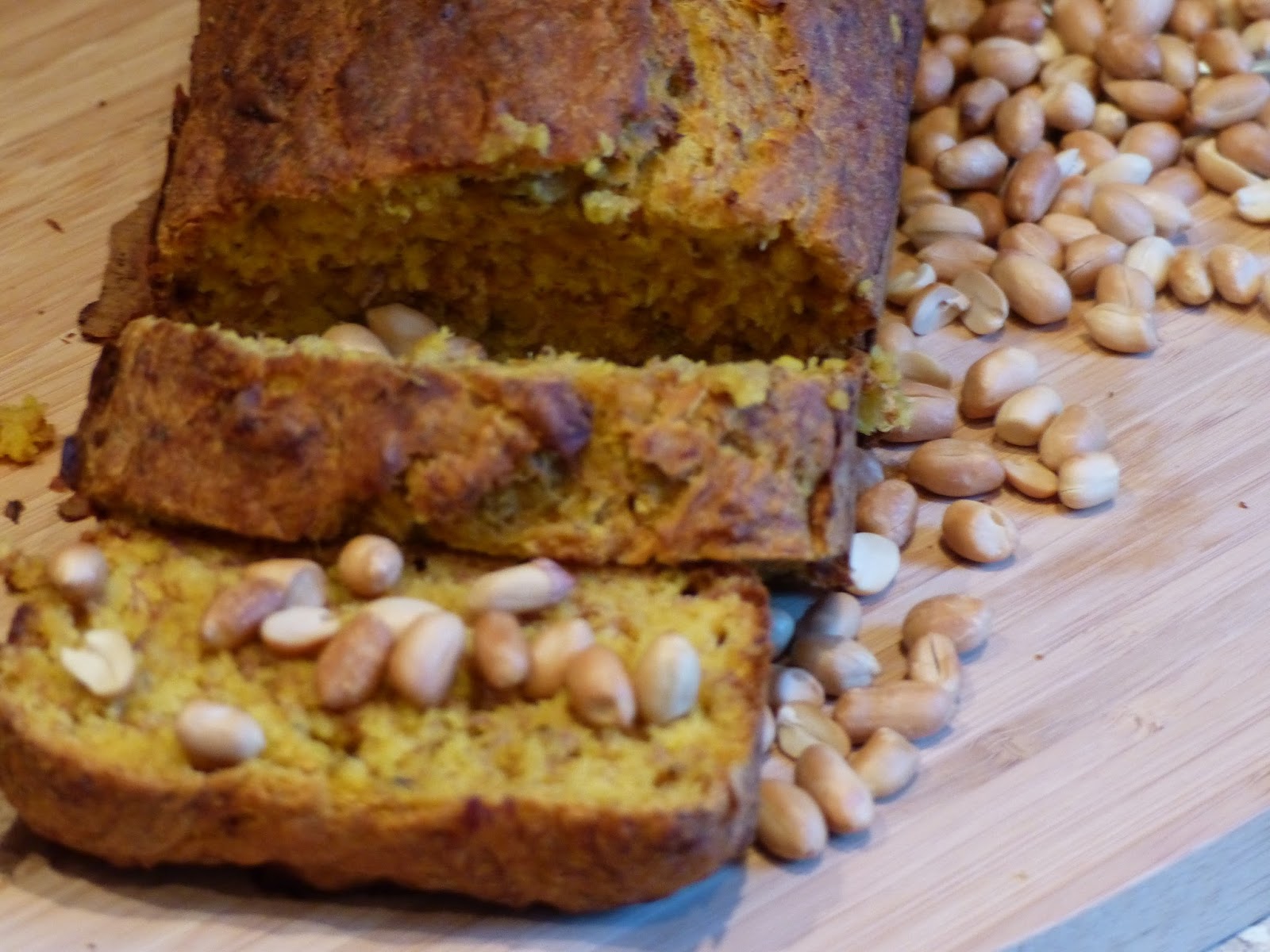 Aftrad Village Kitchen: Ofam (Spicy Plantain Cake)