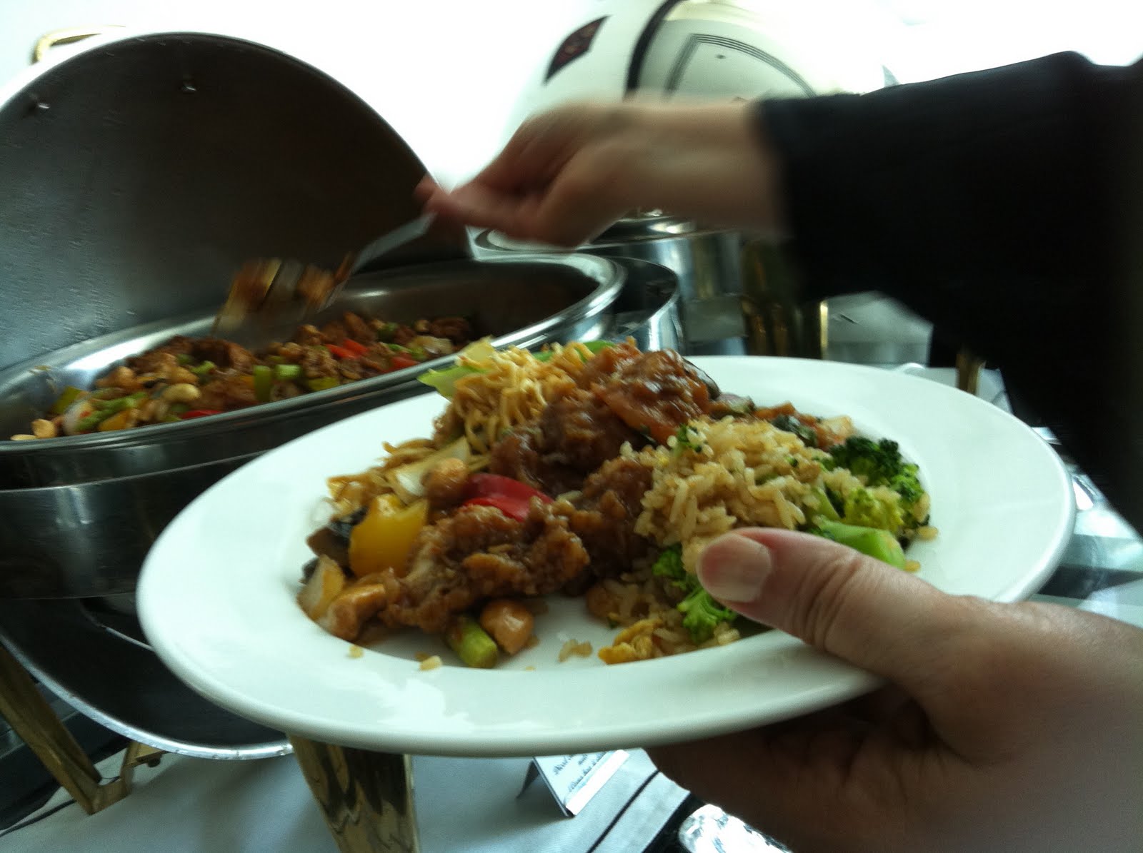 Qatar Culture Club CHOPSTICKS Restaurant in Wyndham Hotel An unusual