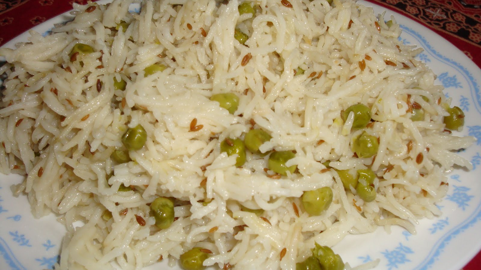 happy bee..ing busy............busy bee..ing happy! Green Peas