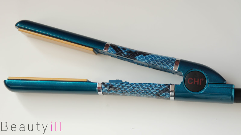 Review CHI stijltang Teal -