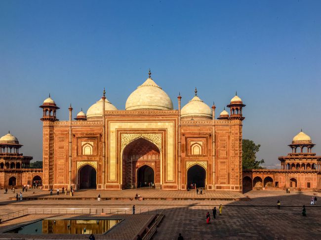 Frontal view of Masjid from plinth of Taj Mahal