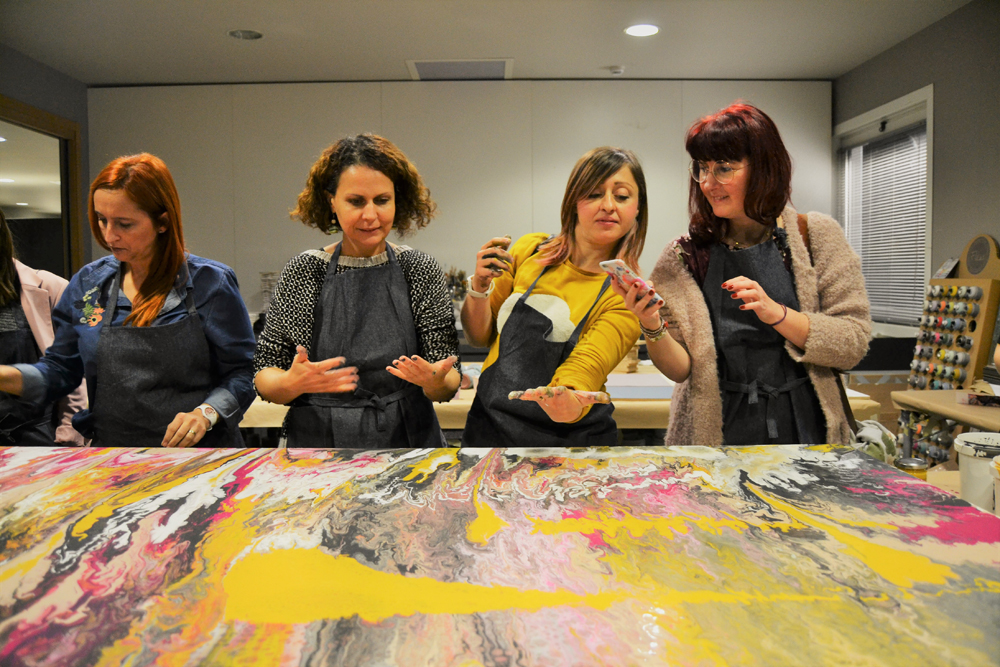 Fleur Paint, más que una marca de pintura, cronica de evento de embajadoras en Brescia