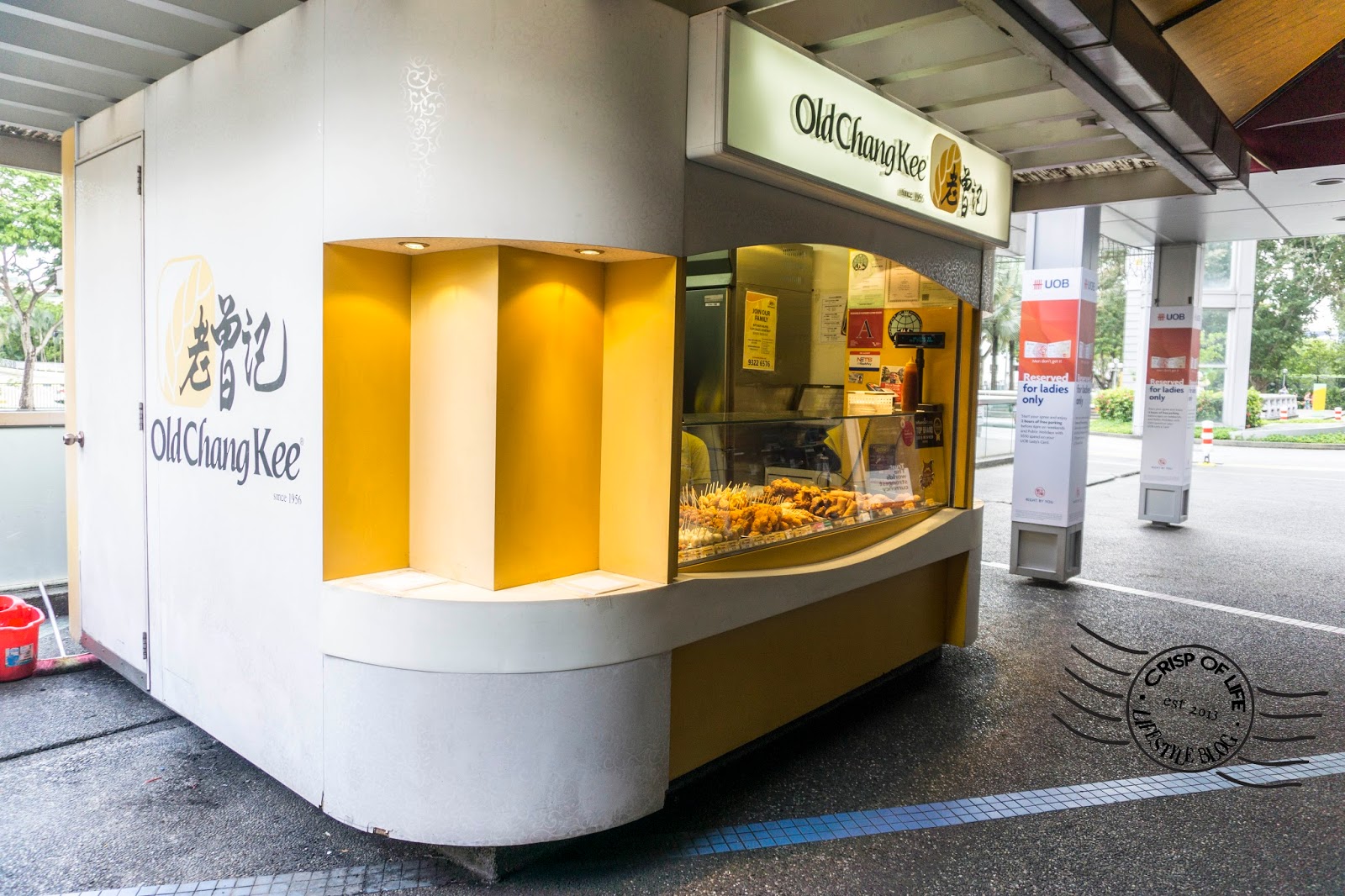 328 Katong Laksa & Old Chang Kee United Square Singapore Crisp of