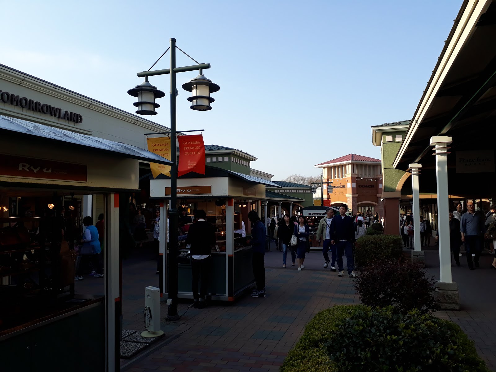 Japan Tokyo Mt Fuji Gotemba Premium Outlet Tour Review Store Listing
