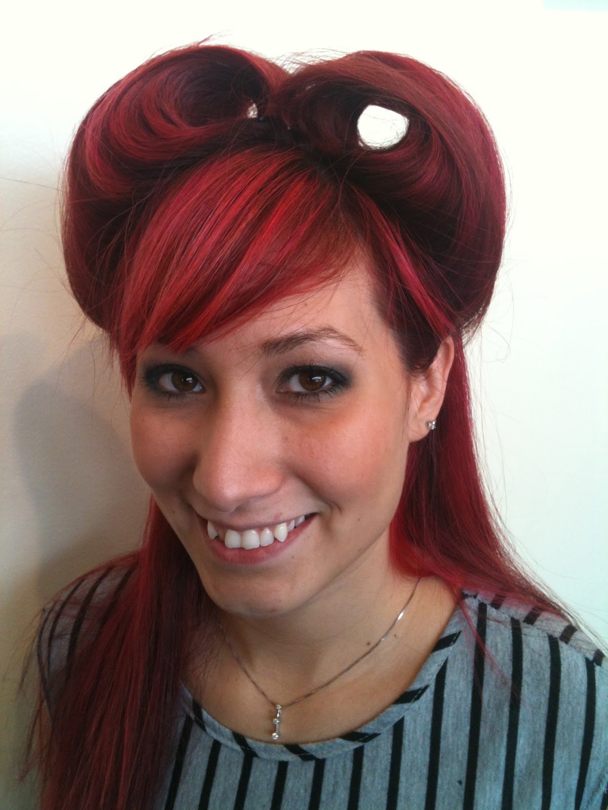 On Stage Hair Design How To Tuesday Victory Curls