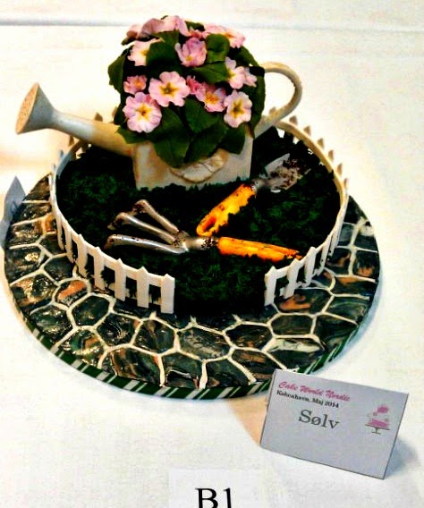 http://cupcakeluvs.blogspot.dk/2014/05/cake-show-cake-world-nordic.html
