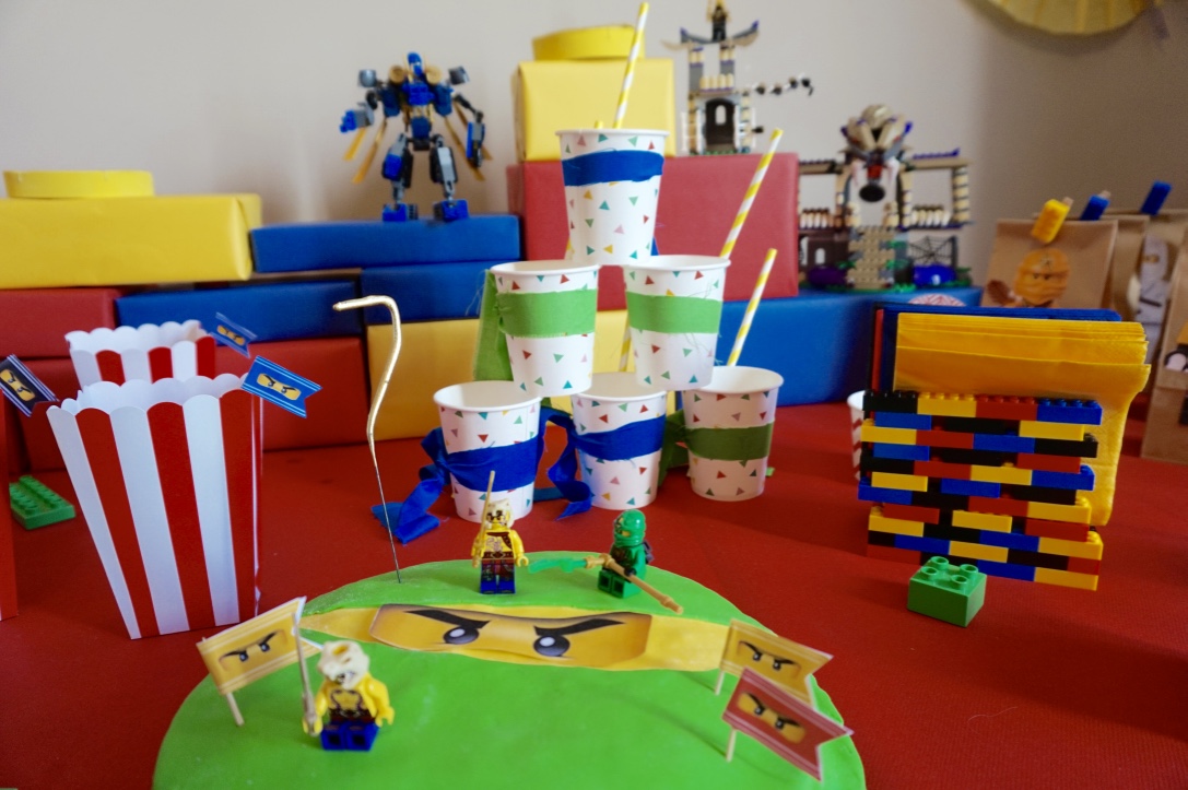 La Tete Dans Les Z Etoiles Happy Event L Anniversaire Lego Ninjago