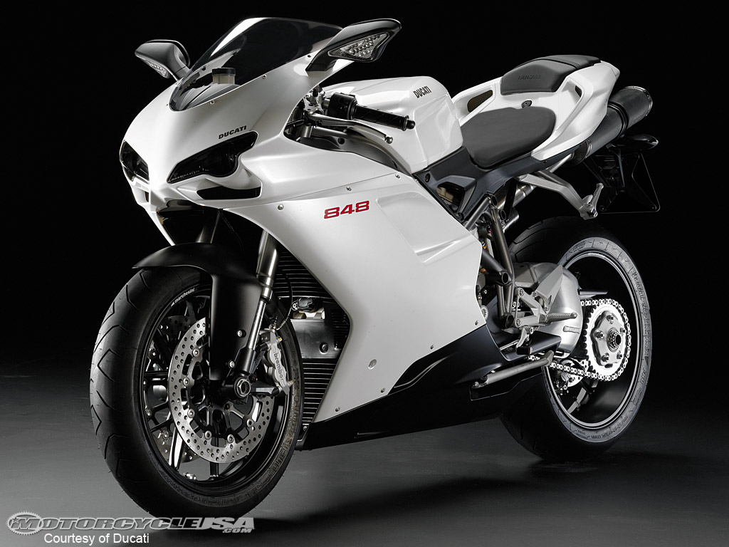 HOT MOTO SPEED: Ducati Sports Bikes