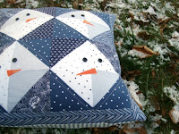 http://www.patchworkposse.com/snowman-pillow-tutorial/