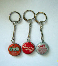 Make your own keychain from bottle caps for Father's Day