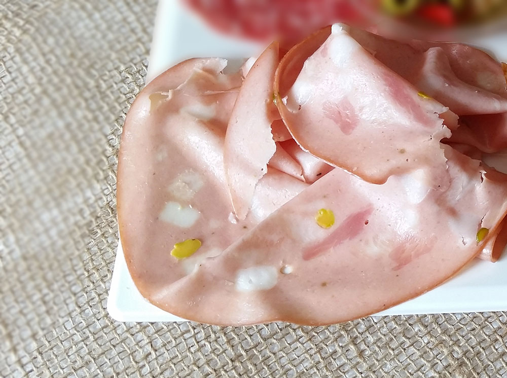 Ravioli con mortadella e pistacchi Ricetta ed ingredienti dei Foodblogger italiani