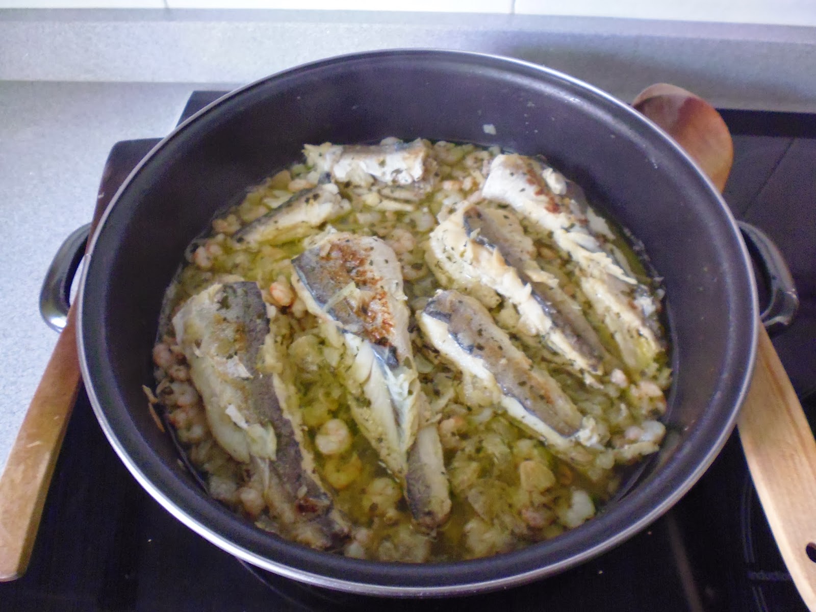 Zarandajas Nati: COLAS DE MERLUZA EN SALSA