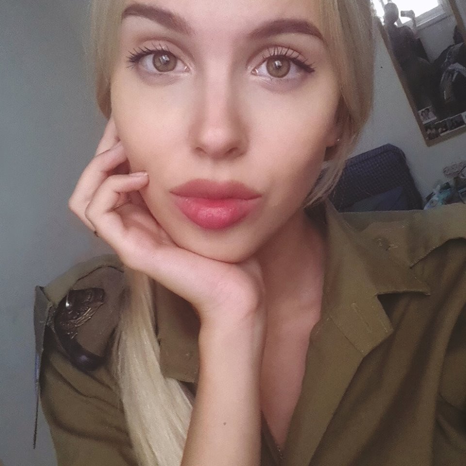 A militar mais sexy do Instagram