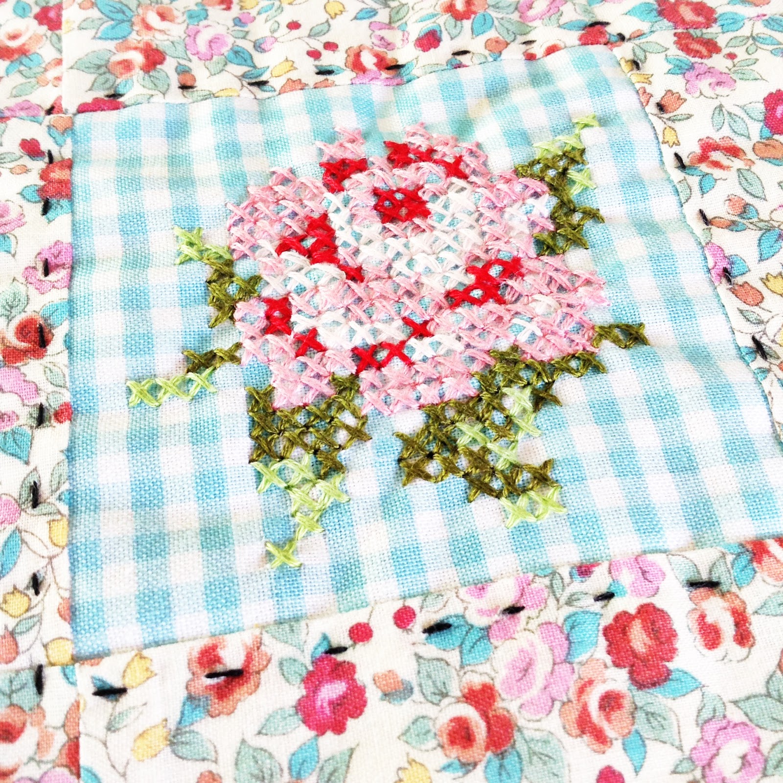 Lovely Little Patchwork Cross Stitch Sewing Book