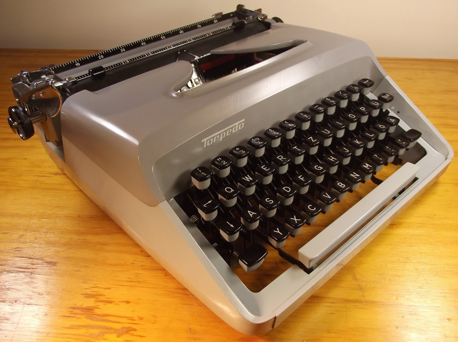 oz.Typewriter Good Remington Portable Typewriters, Bad Remington