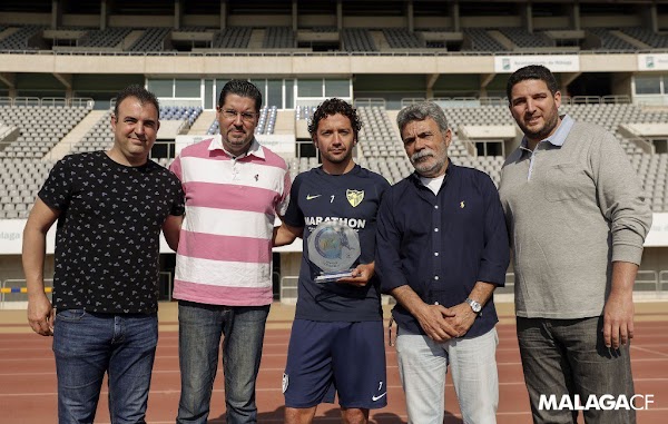 Málaga, la Peña Los Lunes premia a Iturra por la temporada