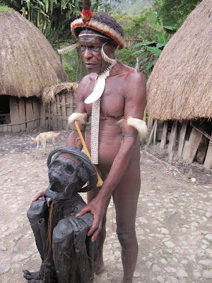 Foto Wajah Mumi Ratusan Tahun di Wamena, Papua