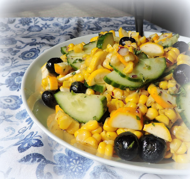 Blueberry & Corn Salad
