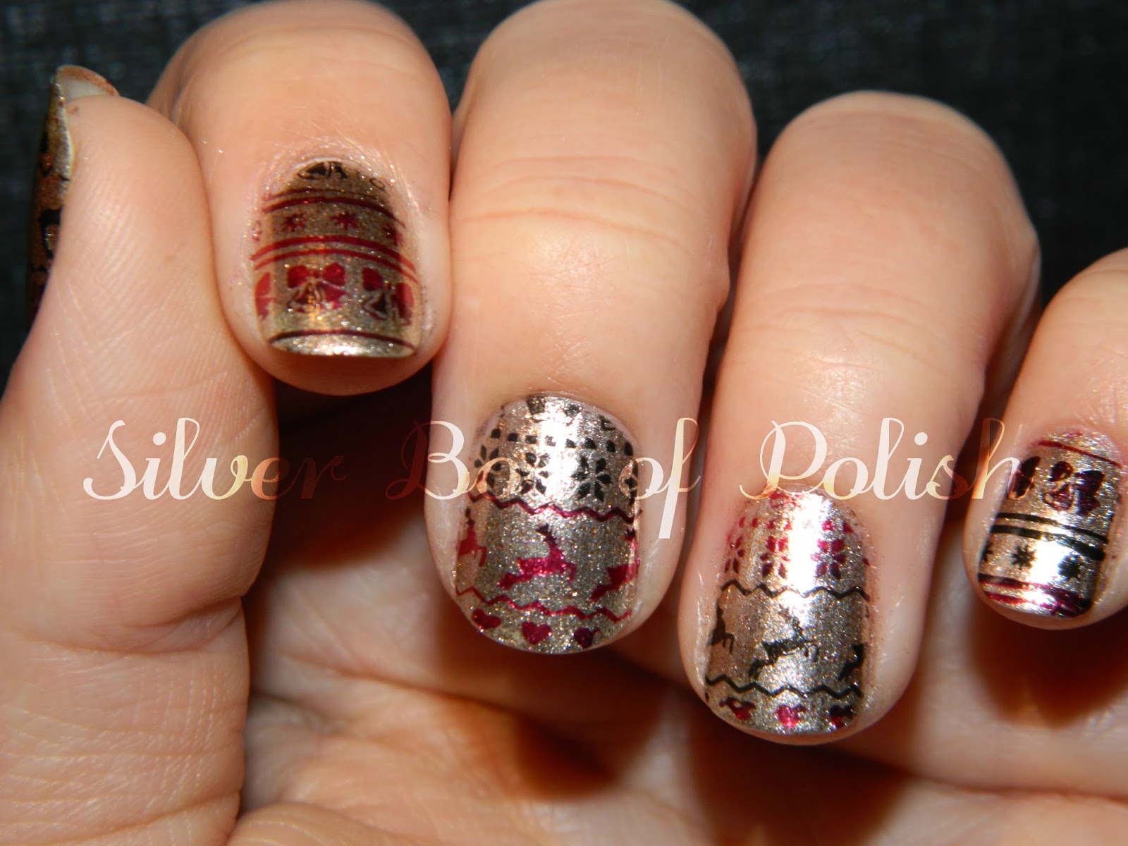 3. Easy DIY Christmas Sweater Nails - wide 5