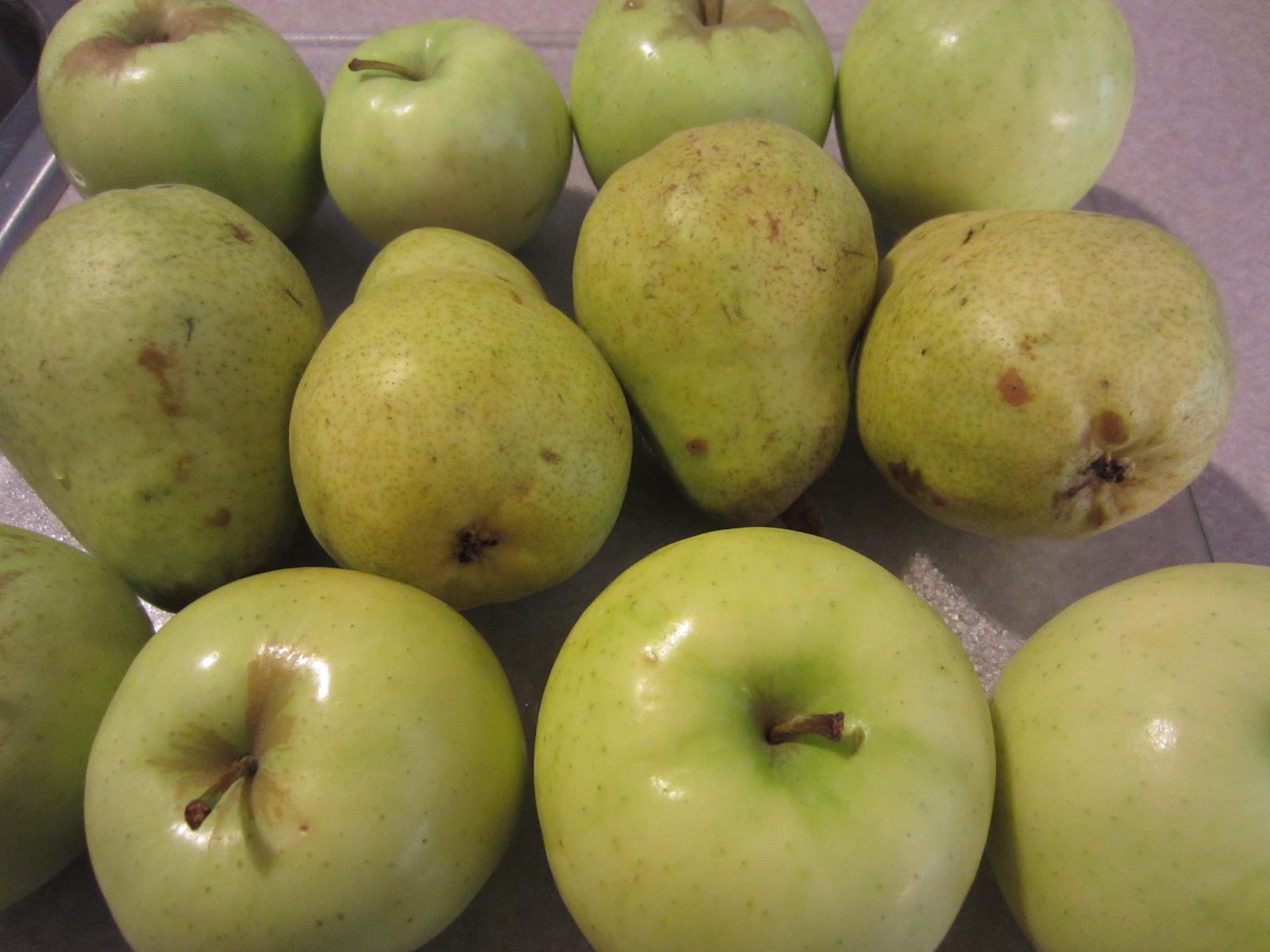 Crockpot Gingered Apple/Pear Sauce Renee's Kitchen Adventures