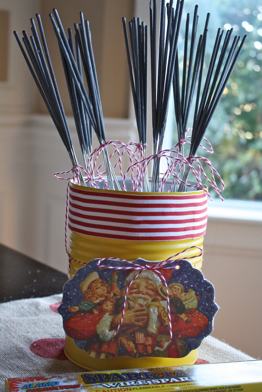 Discount Wedding Sparklers by Buy Sparklers Holiday Sparkler Display