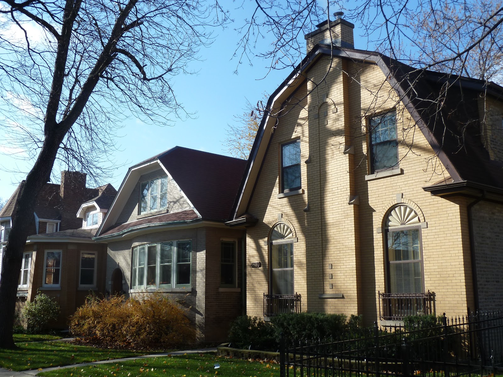 The Chicago Real Estate Local: Home sales, photos in Peterson Woods neighborhood of Chicago
