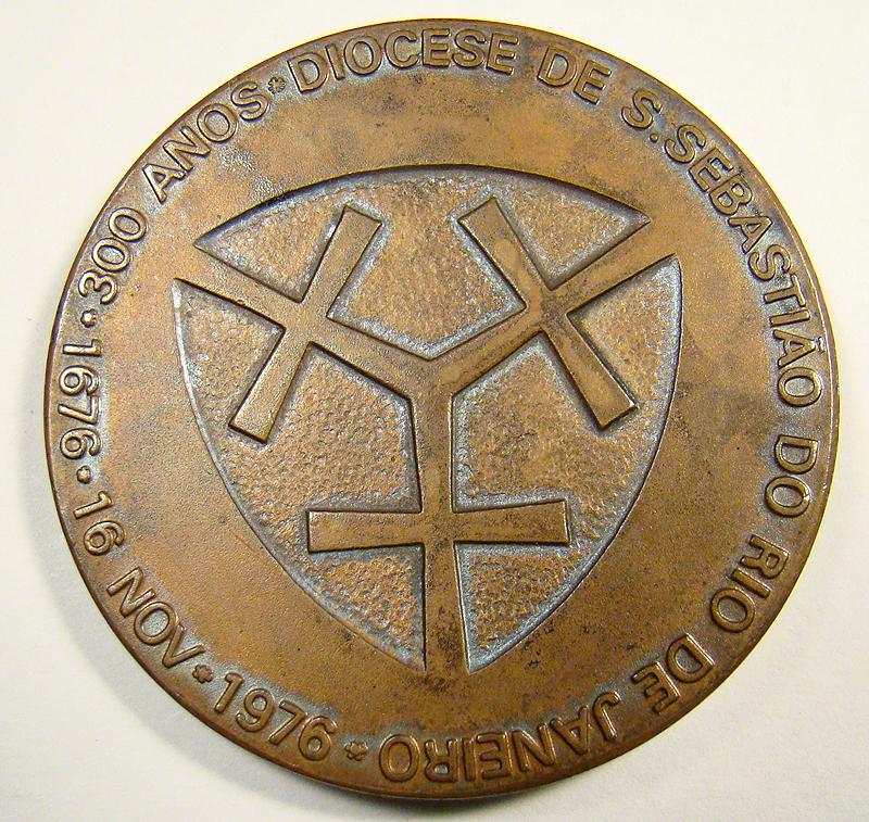 Medalhas Raras: Medalha dos 300 Anos da Diocese de São Sebastião do Rio