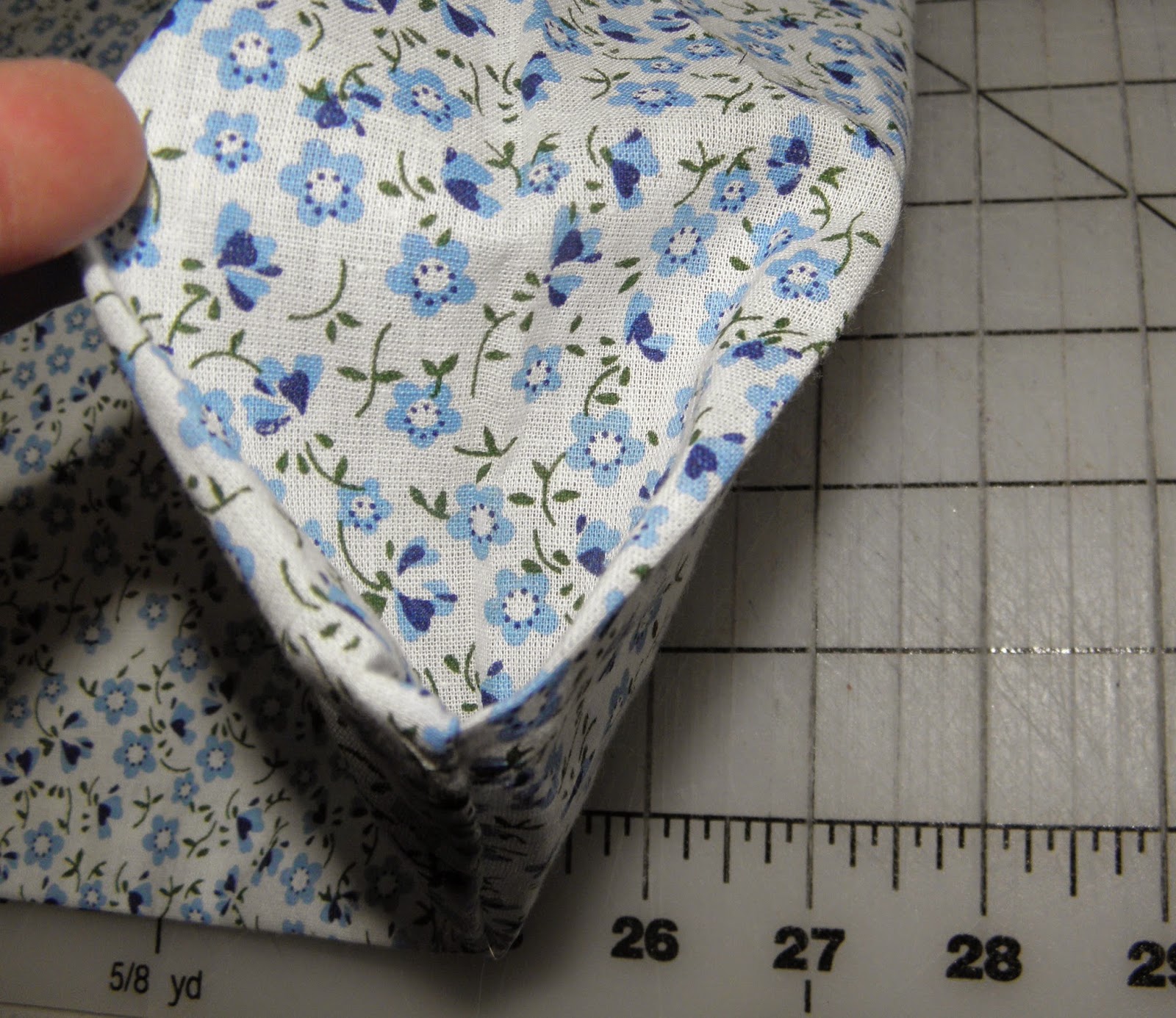 Adventurous Quilter: Tutorial for a simple straight stitch only ...