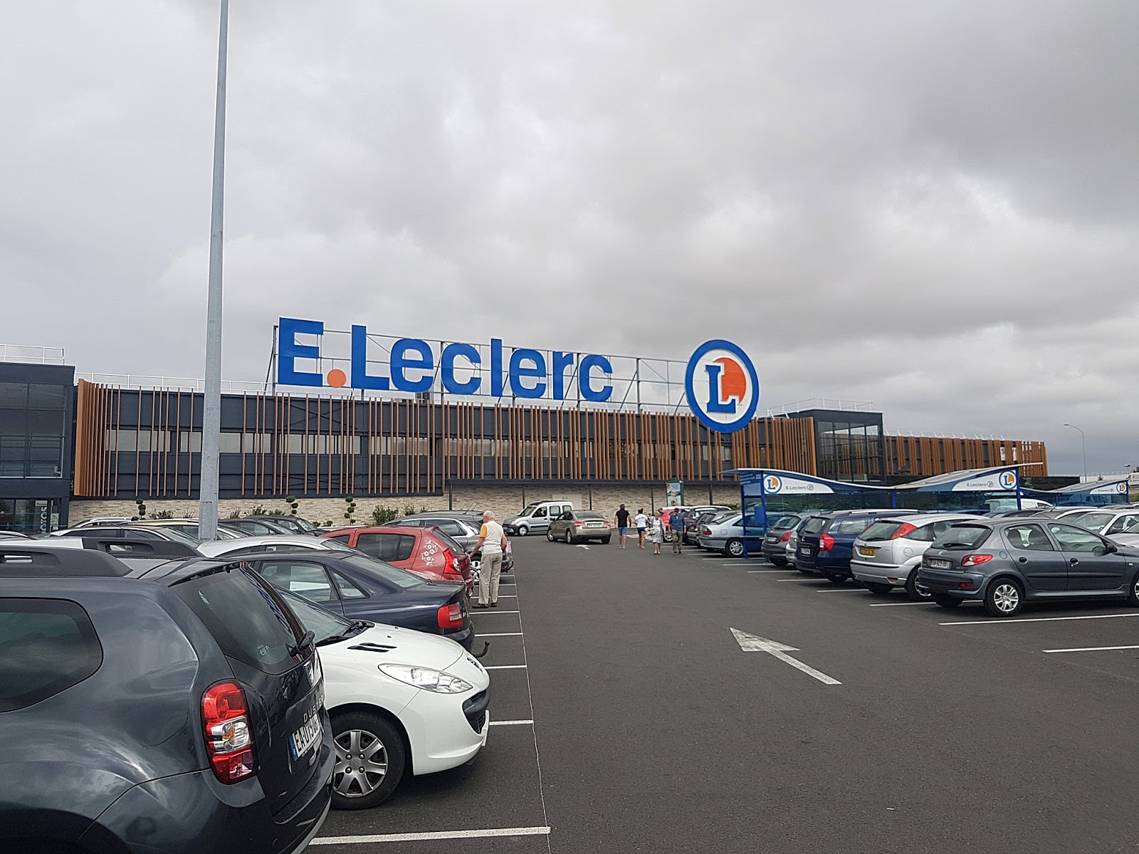 Vaillantitude LES UHLANS ENVAHISSENT VIERZON