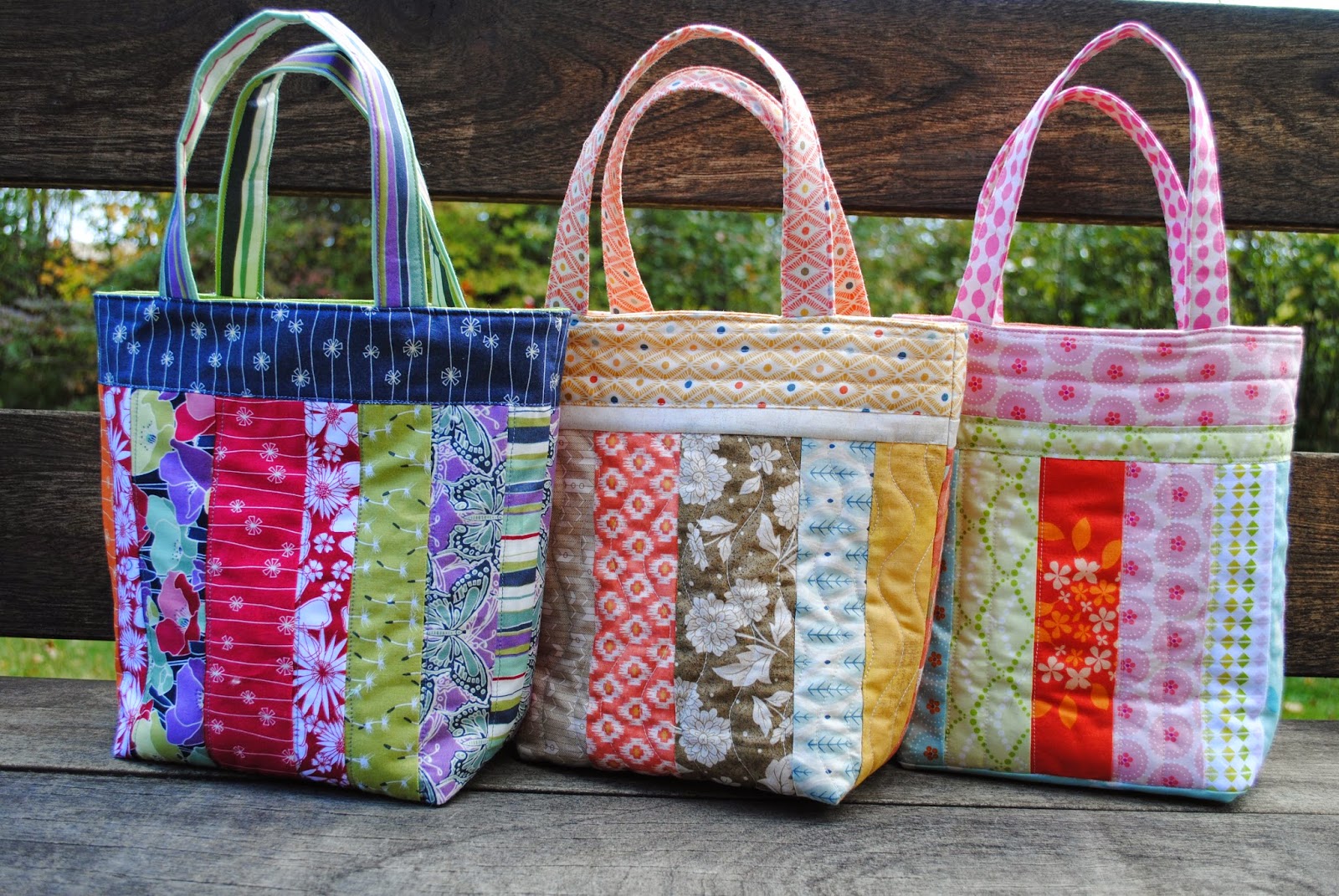 Sweet Jane&#39;s Quilting: Quilting Tutorial to make a Library Tote from scraps!
