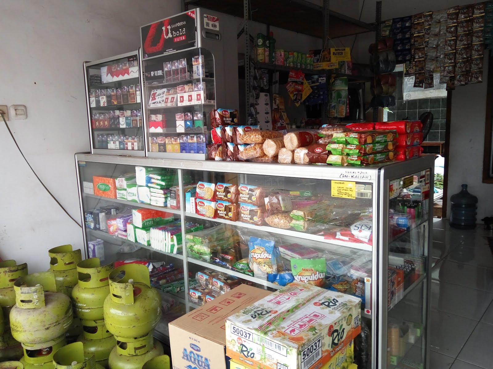 Rumah Toko Sembako Gambar Om