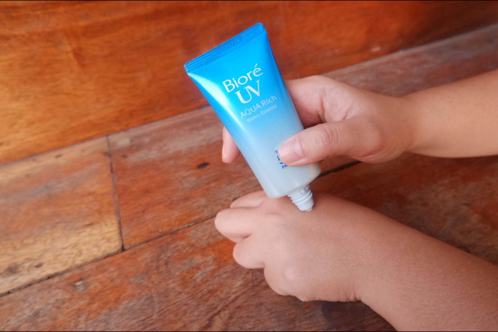 Biore UV Skin smoothness Sunscreen Matting Emulsion spf50. Babe super Fluid Color SPF 50.