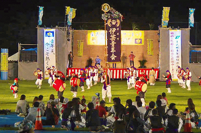 child, boy, Eisa, drums, dance, stage, field, seated guests