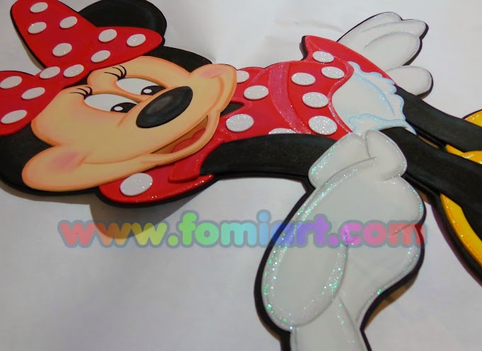 Minnie Mouse vestido rojo