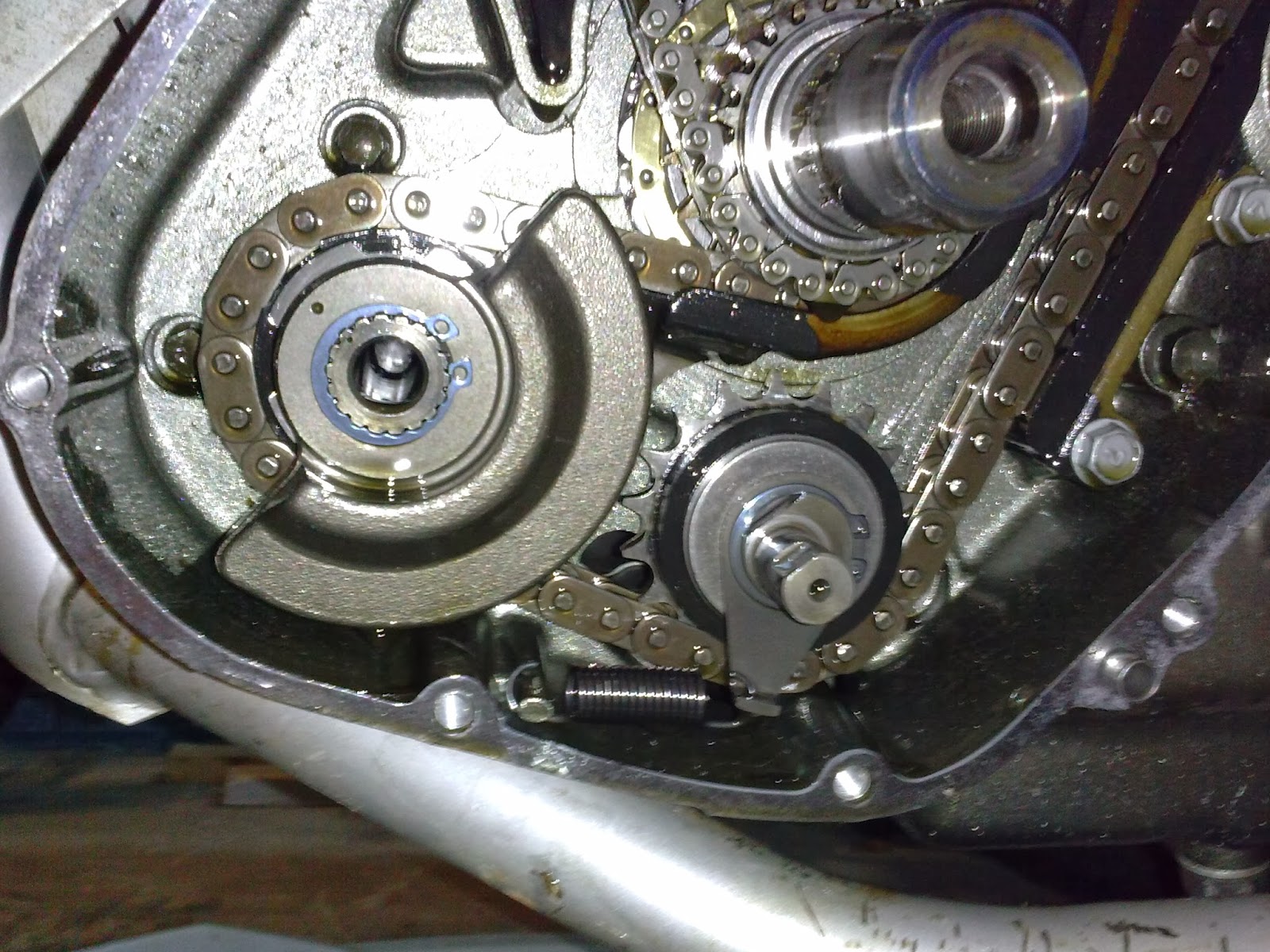 Geoff's KLR650 project Upgraded the balancer chain tensioner A.K.A