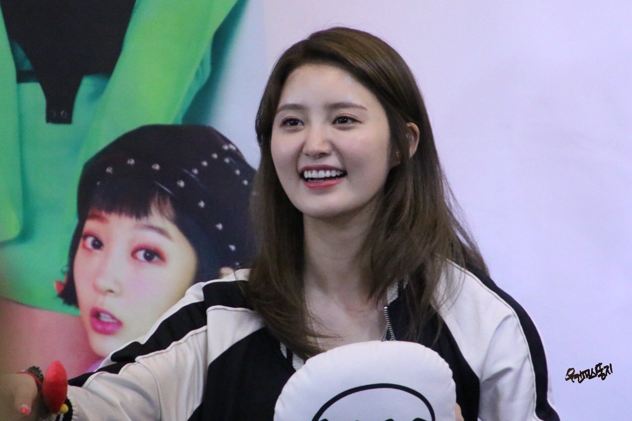 Junghwa EXID Photo Collection
