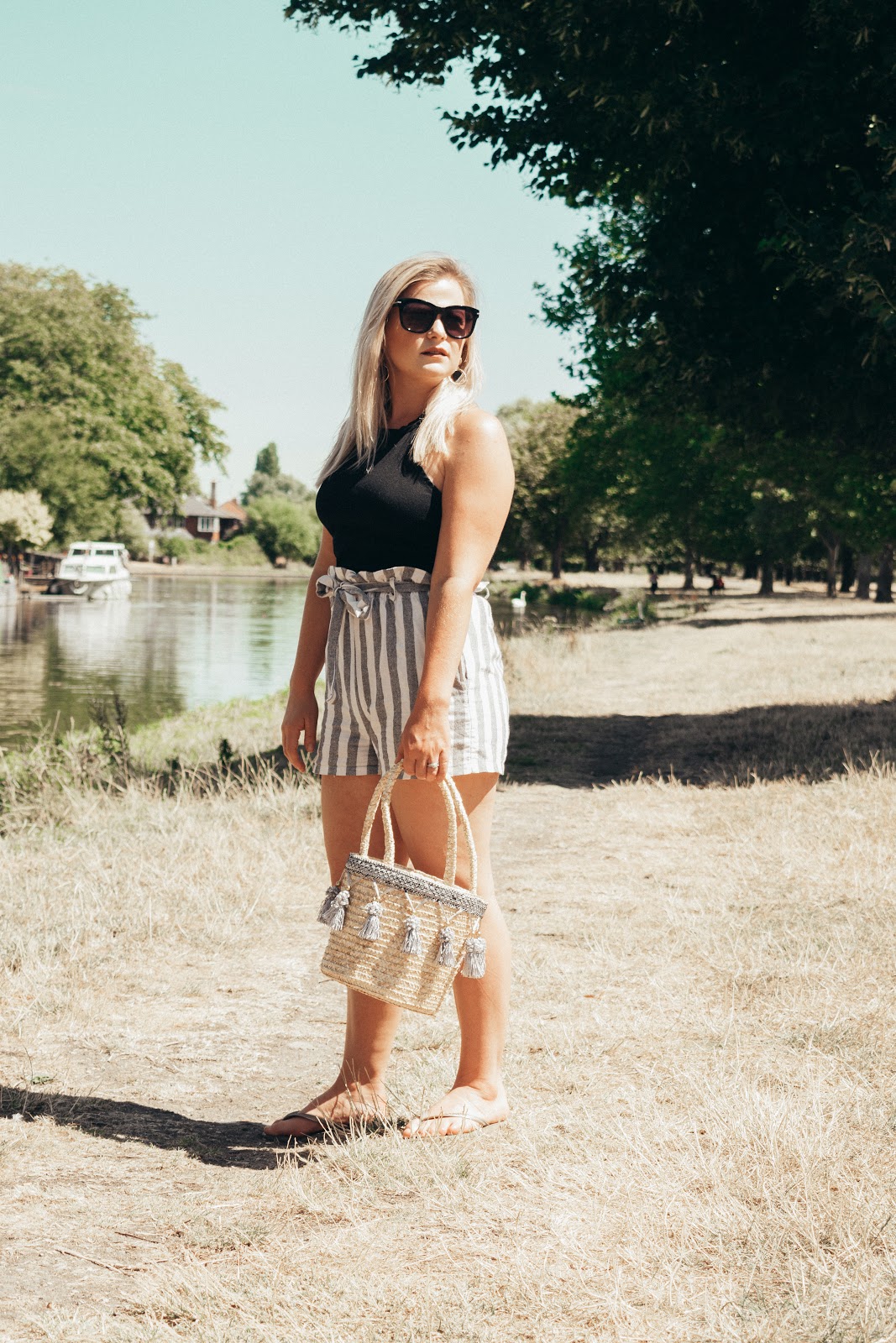 BASKET BAG WITH TASSEL FASHION BLOGGER CAMBRIDGE BASKET BAG WITH TASSEL FASHION BLOGGER CAMBRIDGE