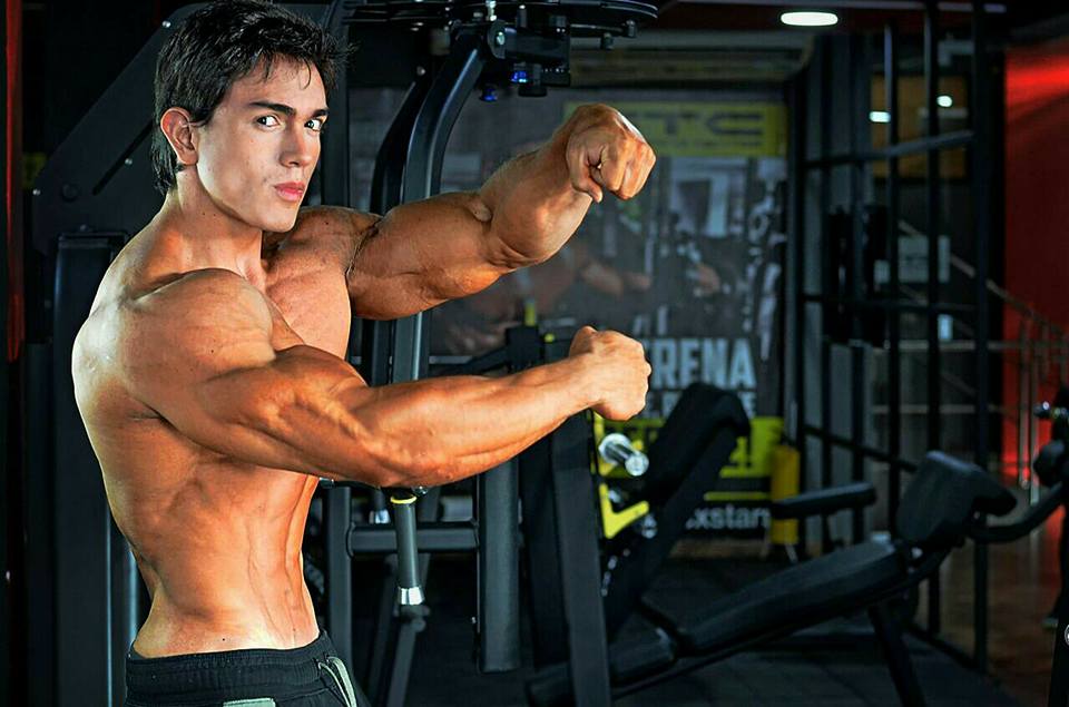 the beauty of male muscle: Daniel