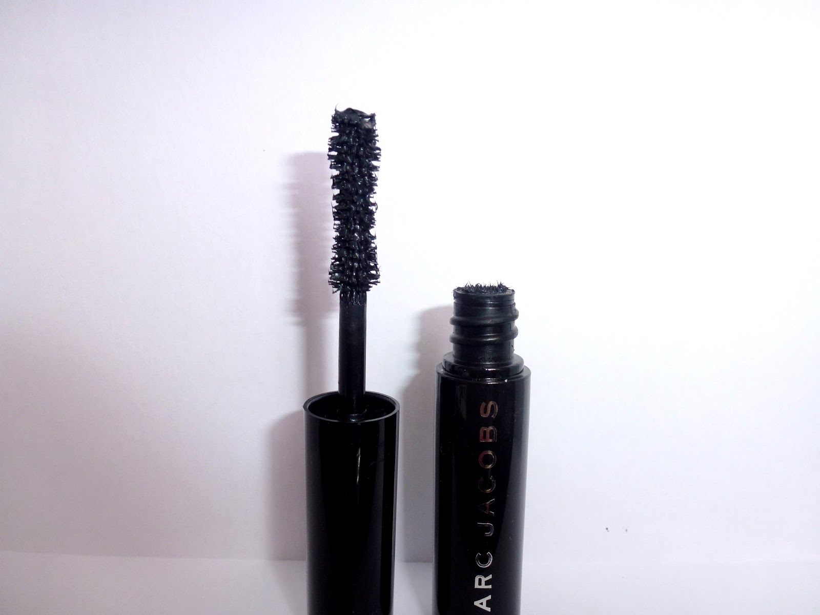 Velvet Noir major volume mascara de Marc Jacobs, top ou flop