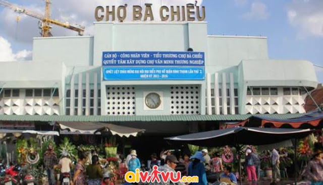 5 khu chợ lâu đời nổi tiếng ở TPHCM Cho-ba-chieu