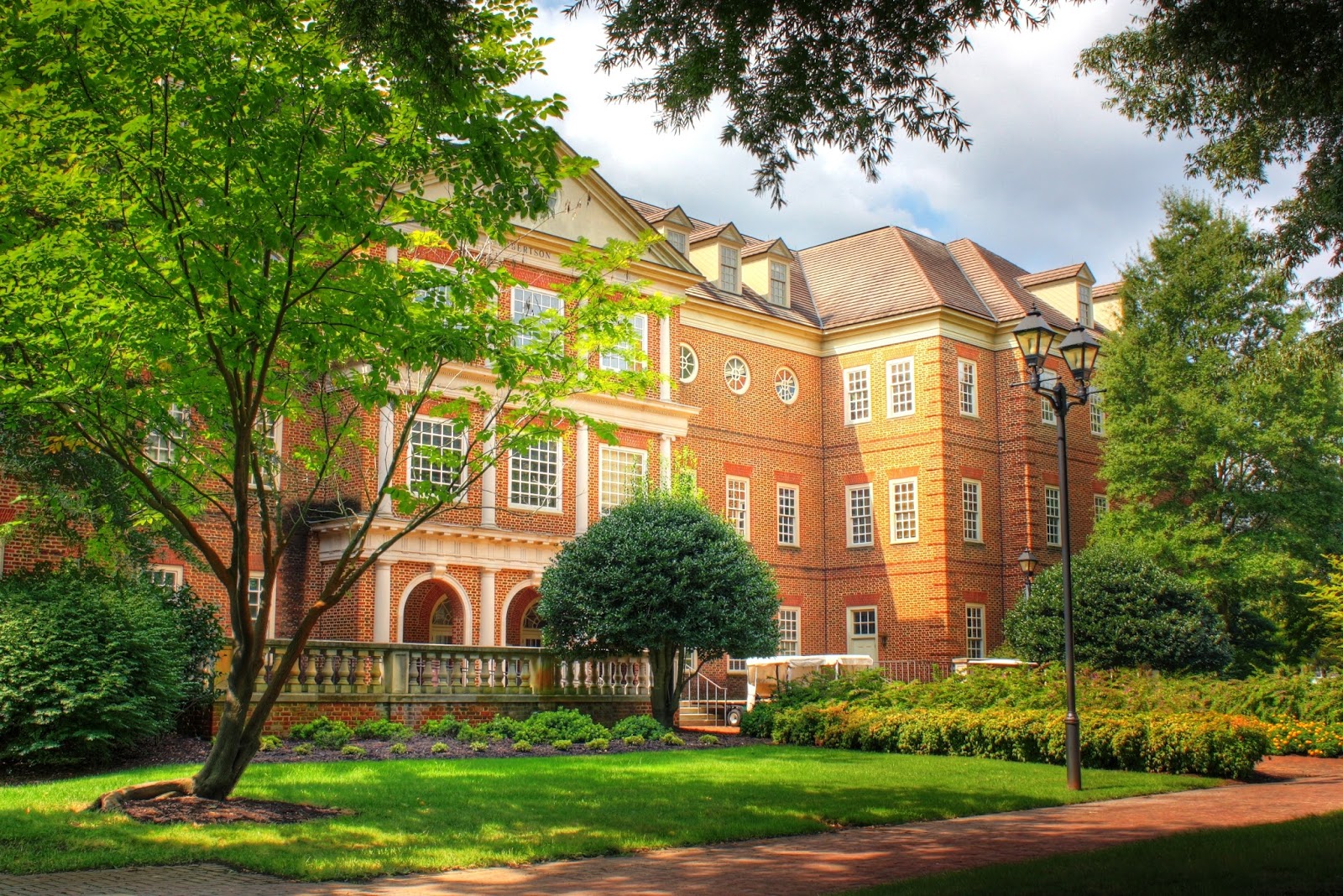Regent University Eduinsu Online World