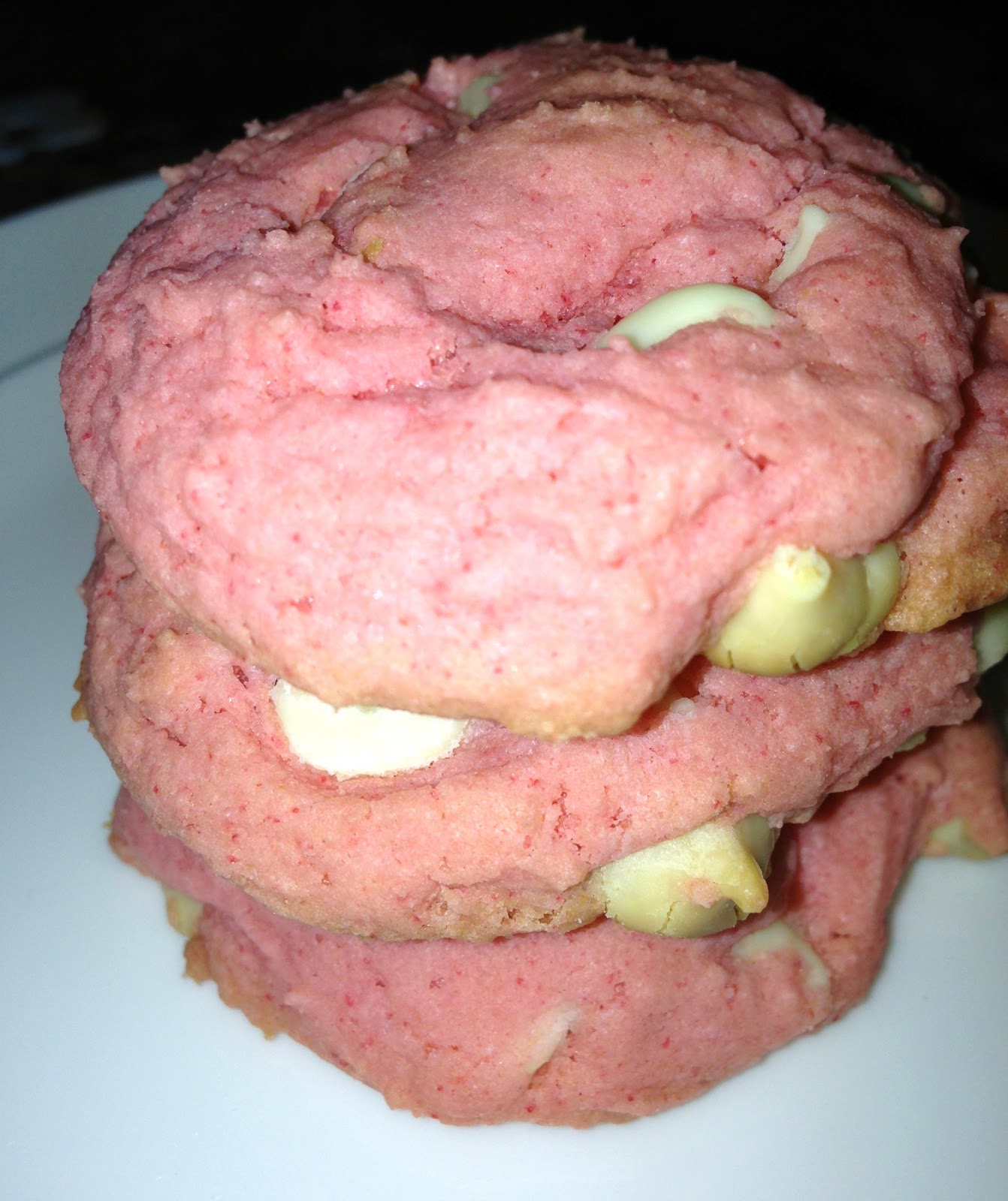 simply made with love Strawberries & Cream Pudding Cookies