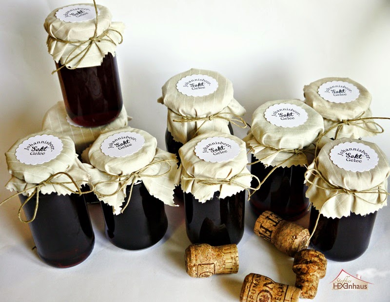 Steffies Hexenhaus: Johannisbeer-Sekt-Gelee